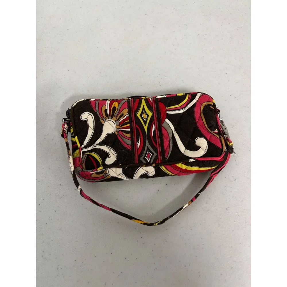 Vera Bradley Folkloric Quilted Cotton Wristlet Clutch Brown Red Floral‎ Bag